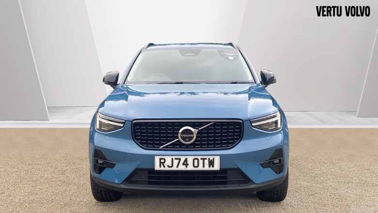 Volvo XC40 2.0 B4P Ultra Dark 5dr Auto Petrol Estate